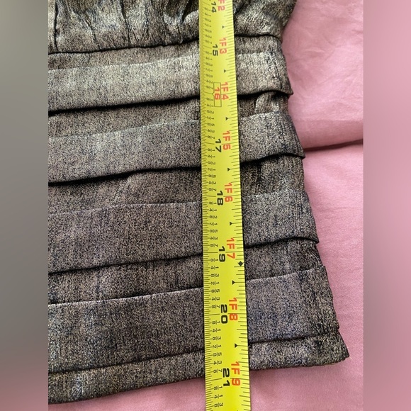 NWT Sam Edelman Edith Split Neck Gold Metallic Top Size XS Long Sleeve V-Neck - Picture 16 of 16